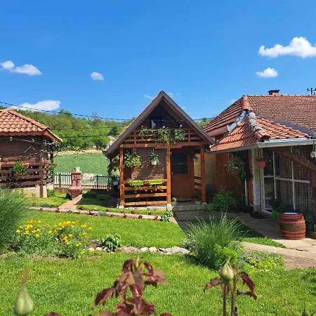 Pavlovica Konaci Kotraza